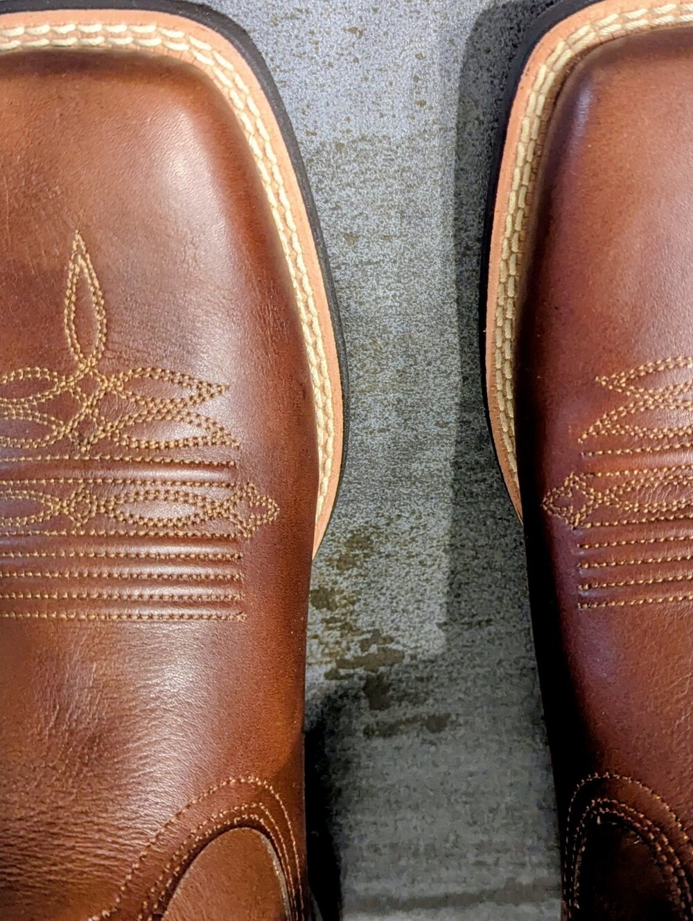 Ariat Brown Leather Cowboy Boots with Turquoise & Red Embroidery - Picture 3 of 8